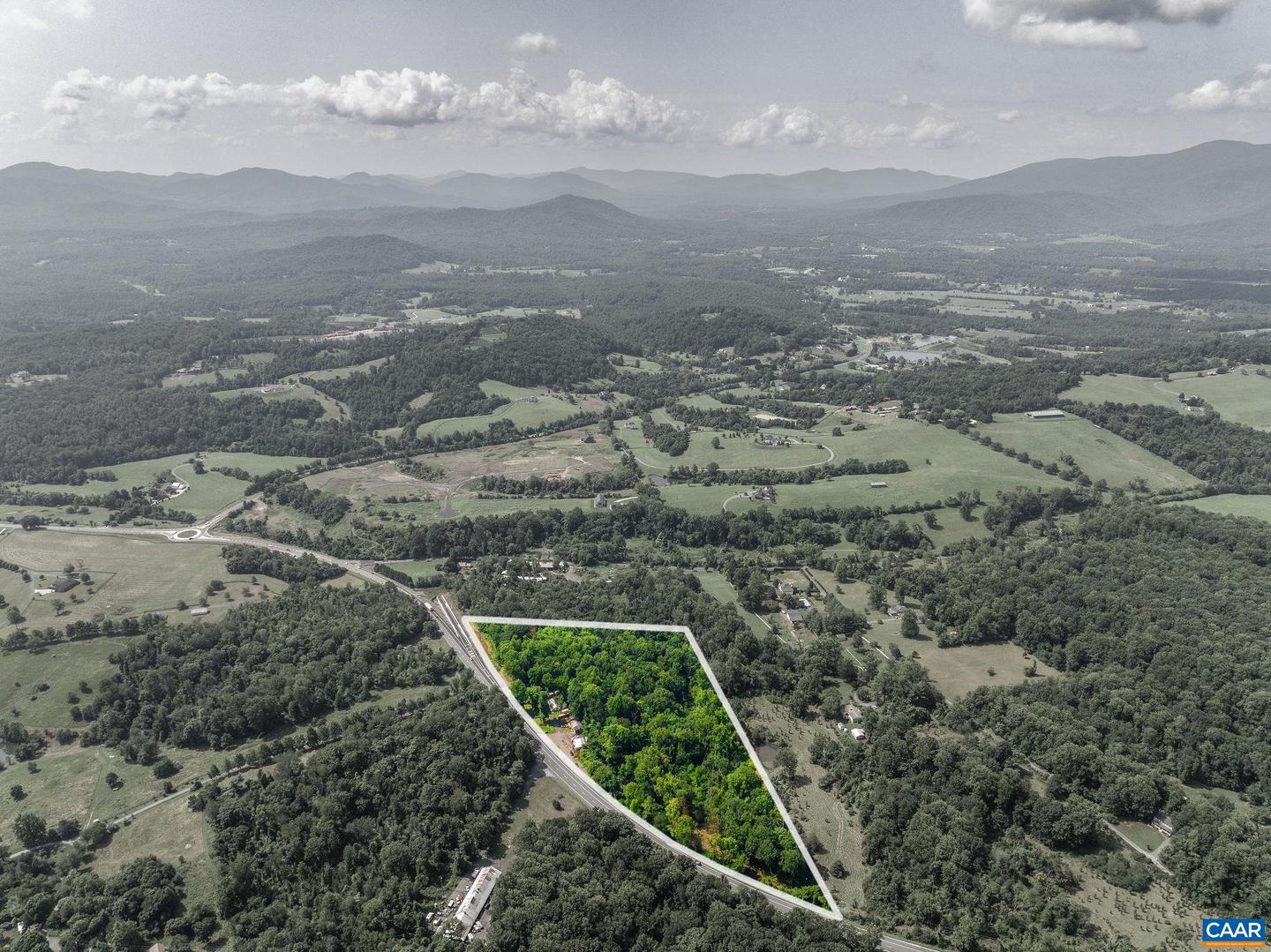 9049 ROCKFISH GAP TPKE, AFTON, Virginia 22920, ,Land,For sale,9049 ROCKFISH GAP TPKE,654950 MLS # 654950