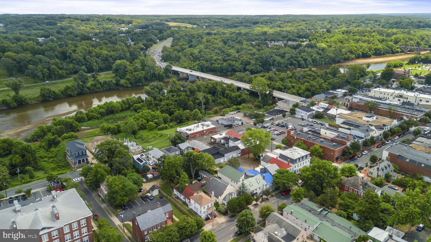 1111 CAROLINE ST, FREDERICKSBURG, Virginia 22401, ,Land,For sale,1111 CAROLINE ST,VAFB2006410 MLS # VAFB2006410