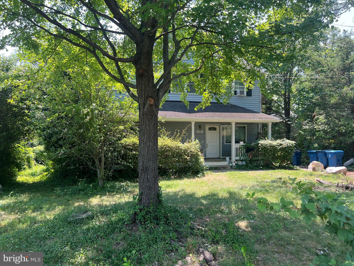 1937 BURFOOT ST, FALLS CHURCH, Virginia 22043, 3 Bedrooms Bedrooms, ,3 BathroomsBathrooms,Residential,For sale,1937 BURFOOT ST,VAFX2192104 MLS # VAFX2192104