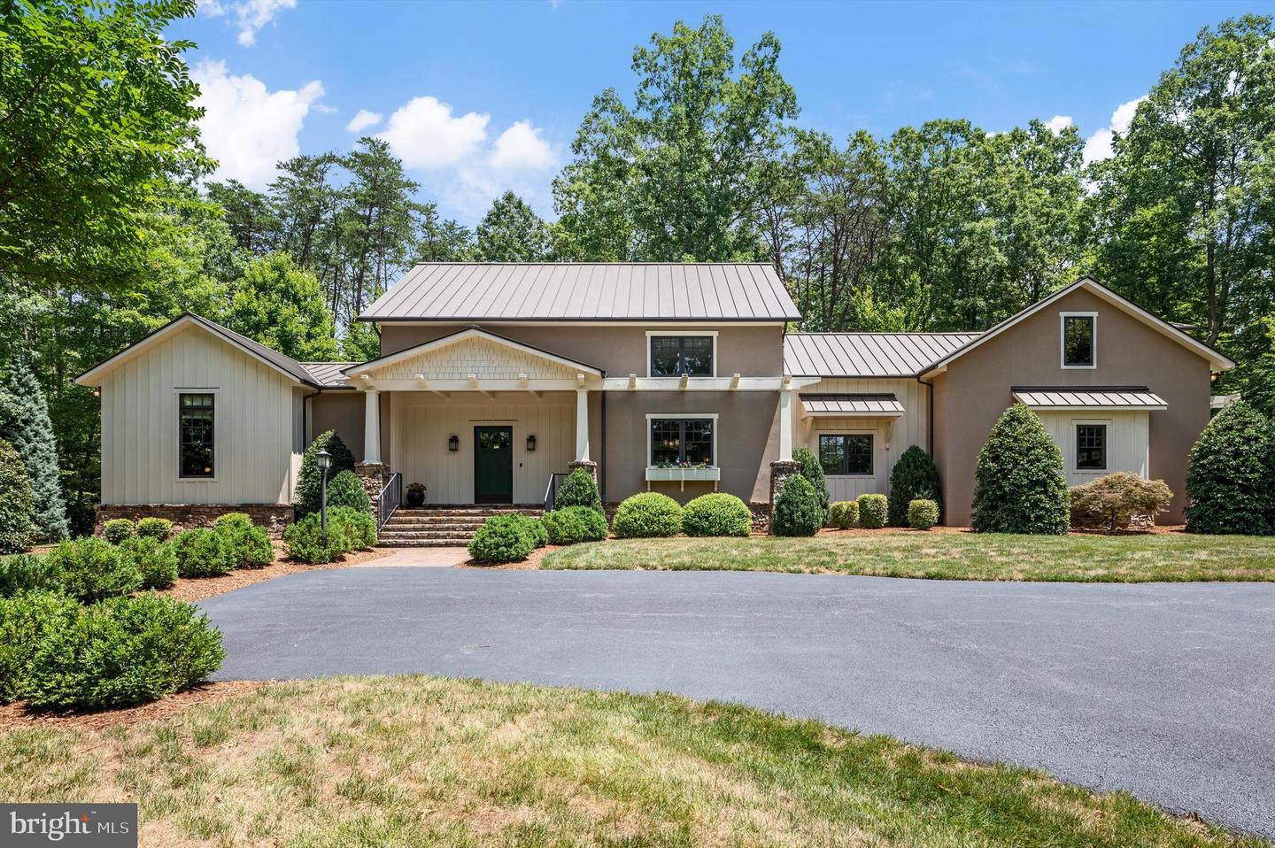 3108 KESWICK LN, KESWICK, Virginia 22947, 3 Bedrooms Bedrooms, ,3 BathroomsBathrooms,Residential,For sale,3108 KESWICK LN,VAAB2000678 MLS # VAAB2000678