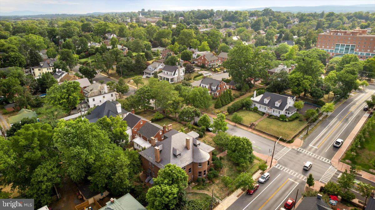 202 S WASHINGTON ST, WINCHESTER, Virginia 22601, 7 Bedrooms Bedrooms, 14 Rooms Rooms,5 BathroomsBathrooms,Residential,For sale,202 S WASHINGTON ST,VAWI2005838 MLS # VAWI2005838