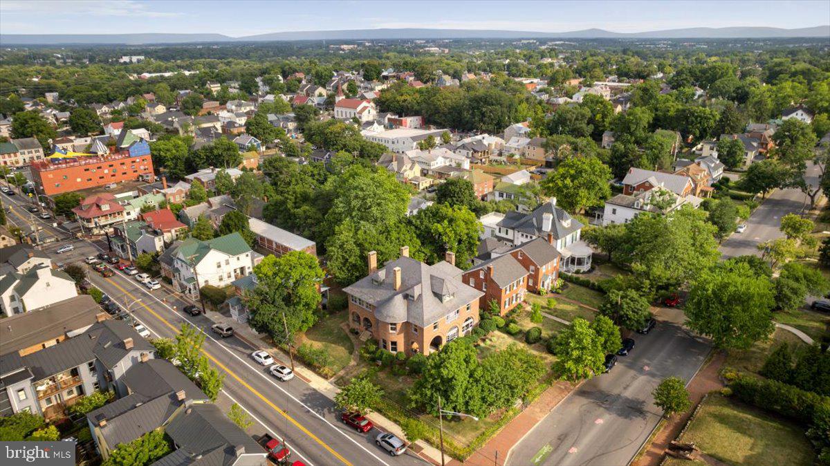 202 S WASHINGTON ST, WINCHESTER, Virginia 22601, 7 Bedrooms Bedrooms, 14 Rooms Rooms,5 BathroomsBathrooms,Residential,For sale,202 S WASHINGTON ST,VAWI2005838 MLS # VAWI2005838