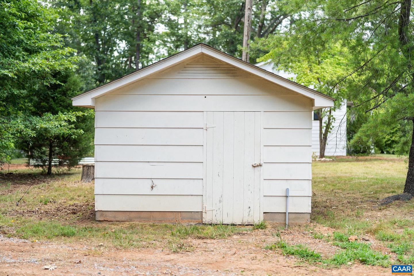 630 MILLER SCHOOL RD, CHARLOTTESVILLE, Virginia 22903, 4 Bedrooms Bedrooms, ,3 BathroomsBathrooms,Residential,For sale,630 MILLER SCHOOL RD,655092 MLS # 655092