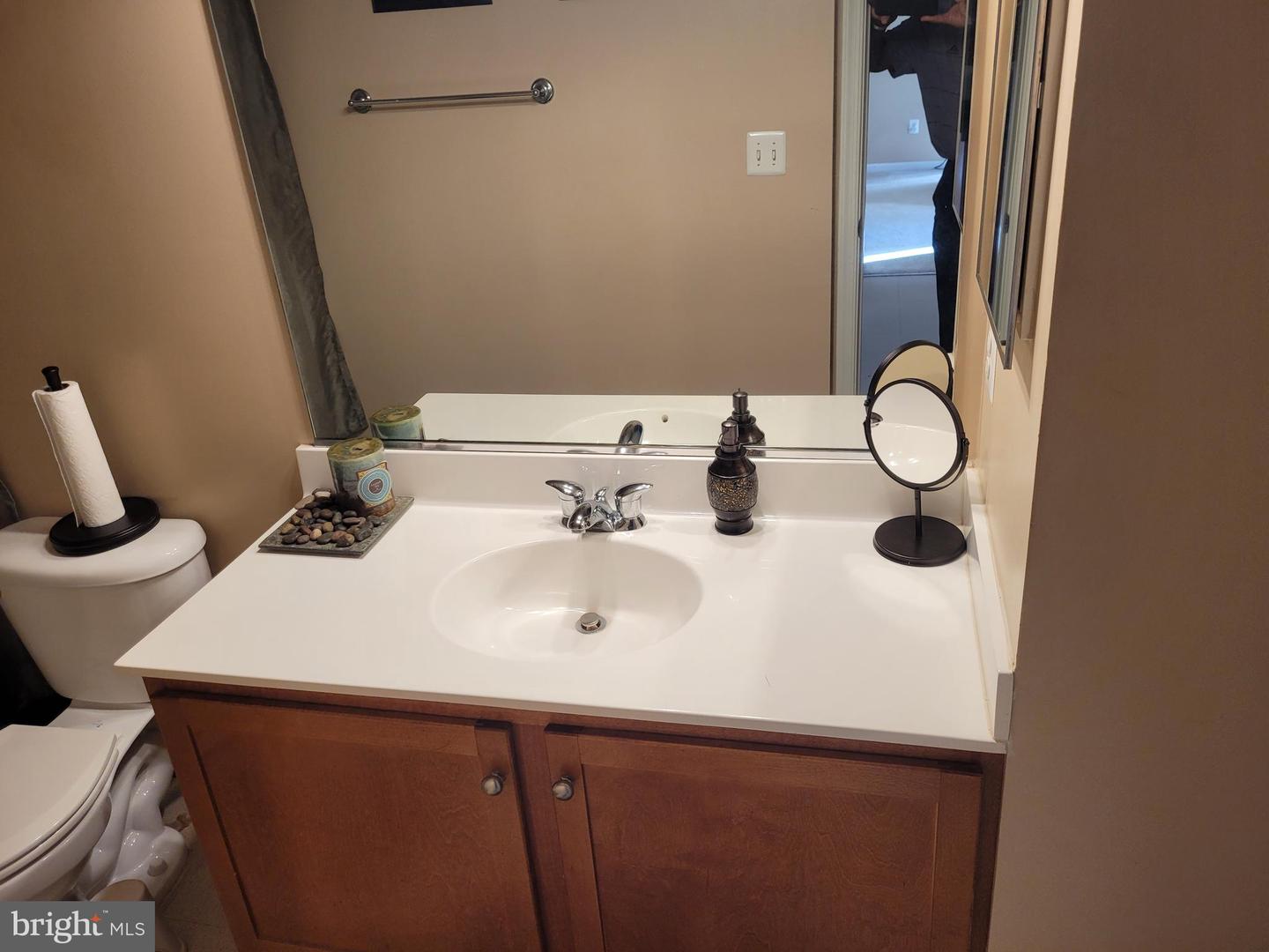 4850 EISENHOWER AVE #317, ALEXANDRIA, Virginia 22304, 2 Bedrooms Bedrooms, ,2 BathroomsBathrooms,Residential,For sale,4850 EISENHOWER AVE #317,VAAX2034278 MLS # VAAX2034278