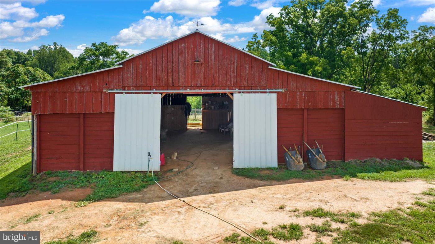 2838 BIBB STORE RD, LOUISA, Virginia 23093, 3 Bedrooms Bedrooms, ,2 BathroomsBathrooms,Farm,For sale,2838 BIBB STORE RD,VALA2006094 MLS # VALA2006094