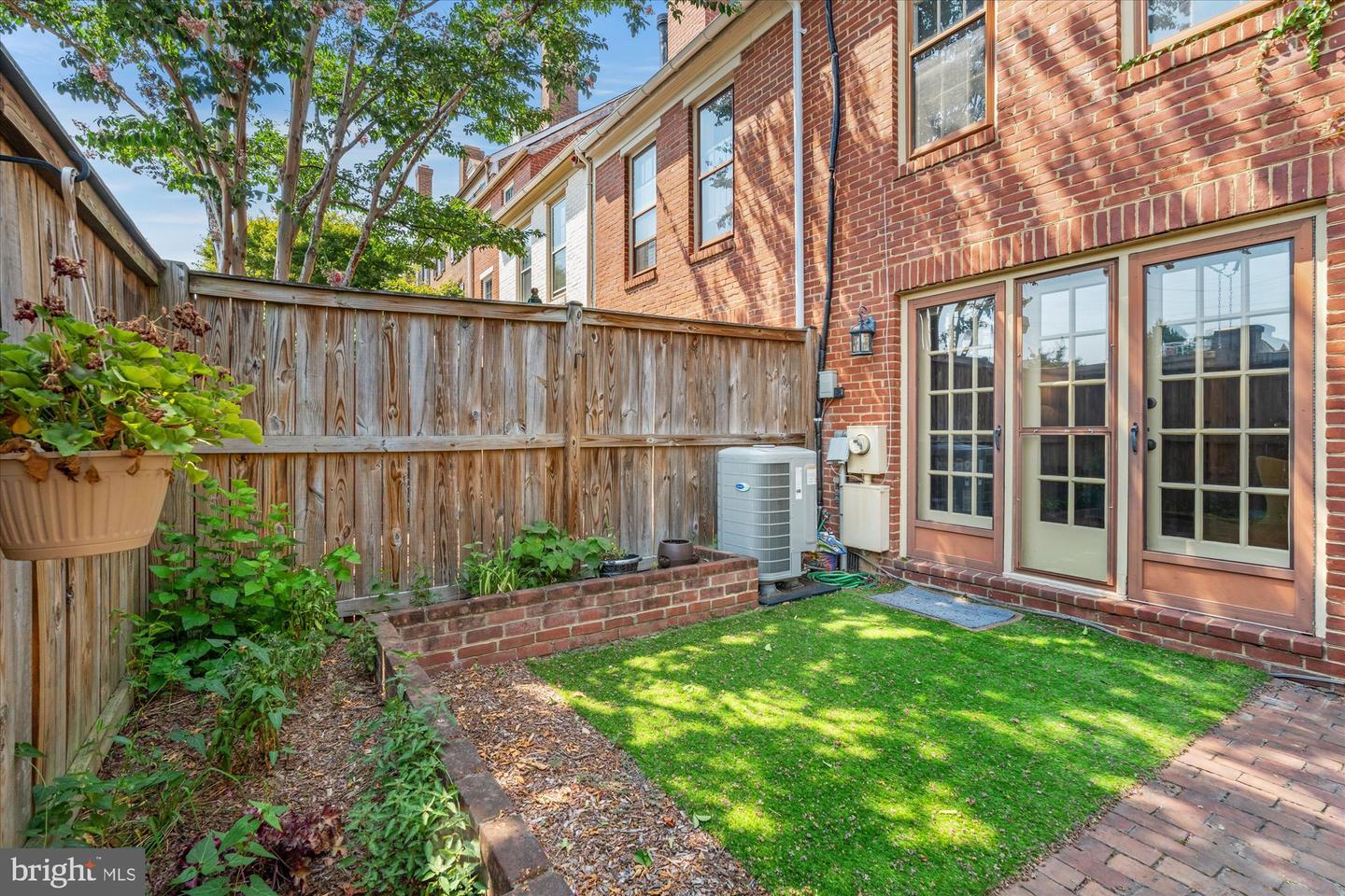 545 S SAINT ASAPH ST, ALEXANDRIA, Virginia 22314, 3 Bedrooms Bedrooms, ,2 BathroomsBathrooms,Residential,For sale,545 S SAINT ASAPH ST,VAAX2035286 MLS # VAAX2035286