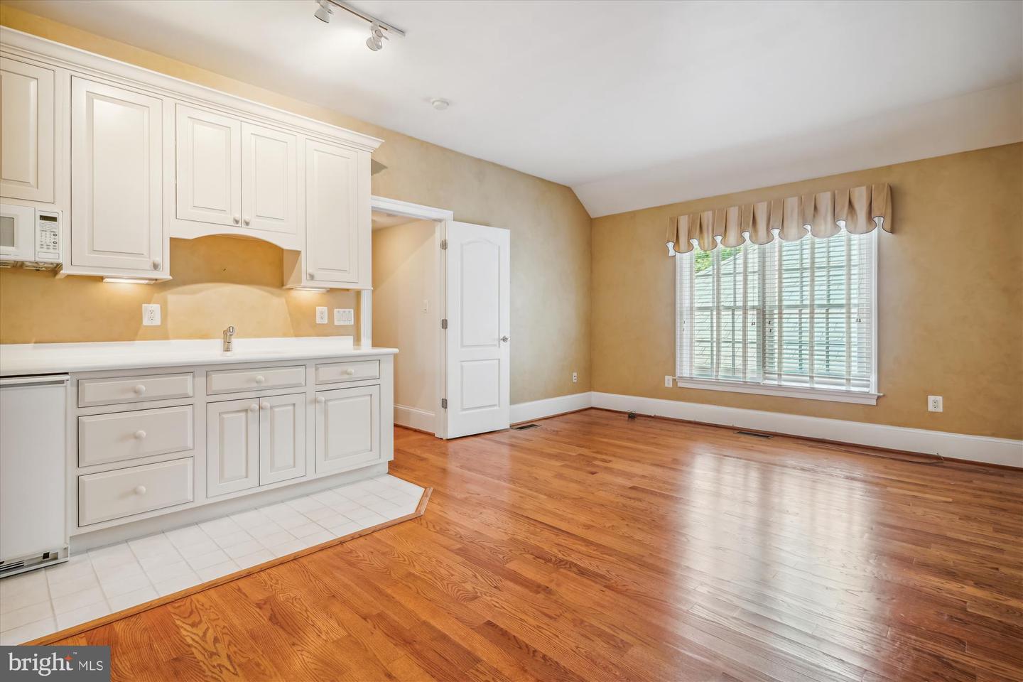 4826 MAURY LN, ALEXANDRIA, Virginia 22304, 5 Bedrooms Bedrooms, ,5 BathroomsBathrooms,Residential,For sale,4826 MAURY LN,VAAX2036384 MLS # VAAX2036384