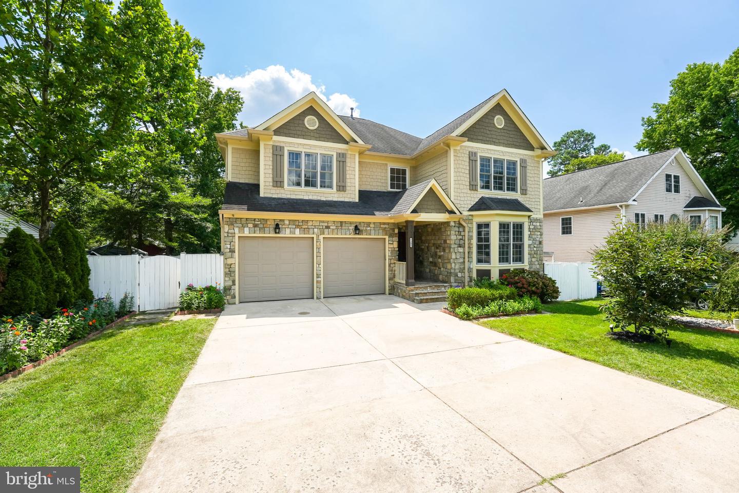 7205 SIPES LN, ANNANDALE, Virginia 22003, 5 Bedrooms Bedrooms, ,5 BathroomsBathrooms,Residential,For sale,7205 SIPES LN,VAFX2191292 MLS # VAFX2191292