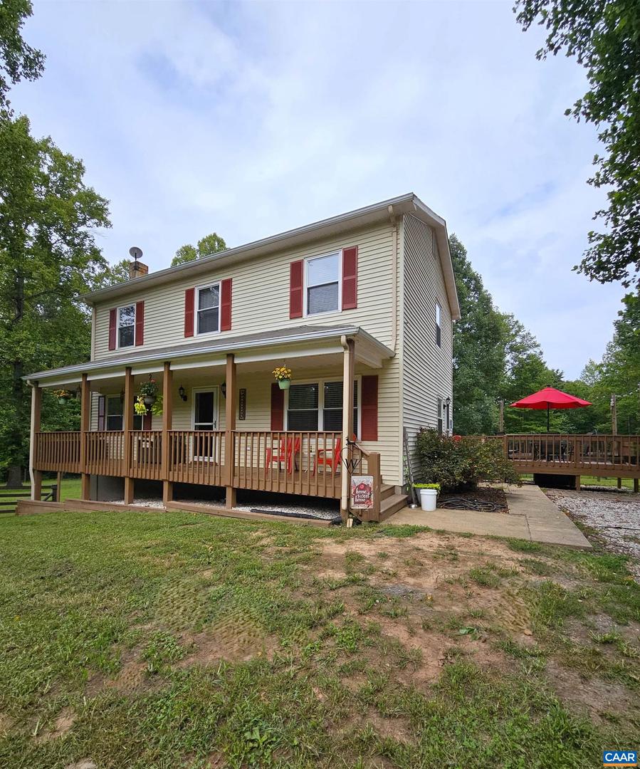 1112 SCOTTS BOTTOM RD, DILLWYN, Virginia 23936, 3 Bedrooms Bedrooms, ,3 BathroomsBathrooms,Residential,For sale,1112 SCOTTS BOTTOM RD,655440 MLS # 655440