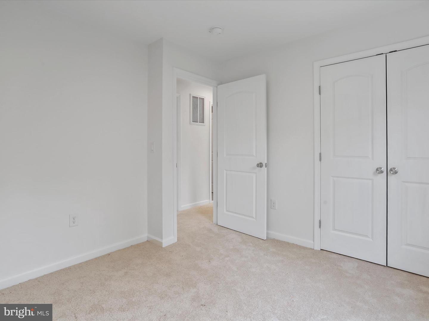 657 ASH ST, STRASBURG, Virginia 22657, 3 Bedrooms Bedrooms, ,2 BathroomsBathrooms,Residential,For sale,657 ASH ST,VASH2009020 MLS # VASH2009020
