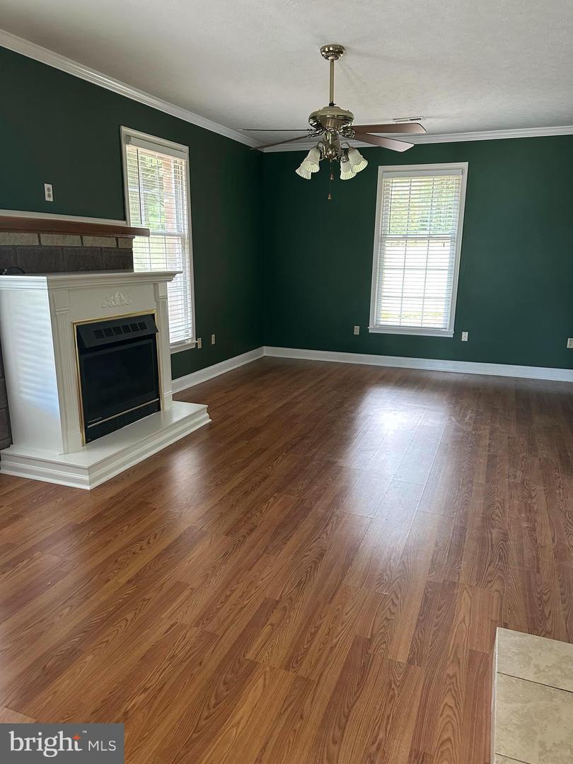 111 THORNTON RD, BOYCE, Virginia 22620, 3 Bedrooms Bedrooms, ,2 BathroomsBathrooms,Residential,For sale,111 THORNTON RD,VACL2002896 MLS # VACL2002896