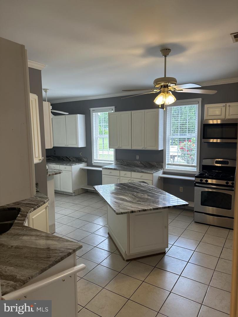 111 THORNTON RD, BOYCE, Virginia 22620, 3 Bedrooms Bedrooms, ,2 BathroomsBathrooms,Residential,For sale,111 THORNTON RD,VACL2002896 MLS # VACL2002896