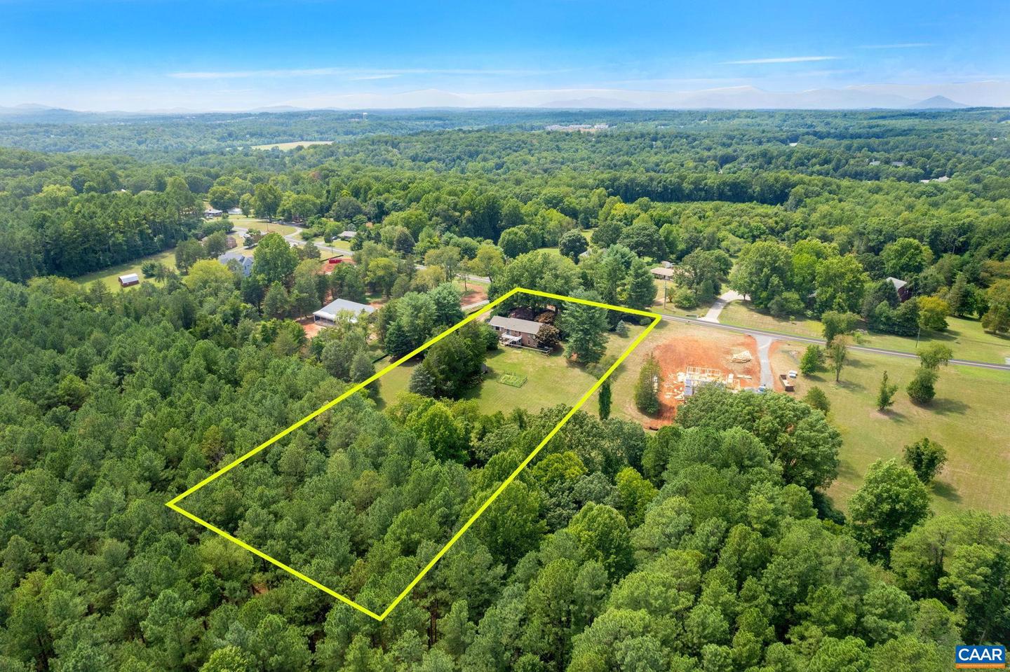 2221 POLO GROUNDS RD, CHARLOTTESVILLE, Virginia 22911, 3 Bedrooms Bedrooms, ,3 BathroomsBathrooms,Residential,For sale,2221 POLO GROUNDS RD,655369 MLS # 655369