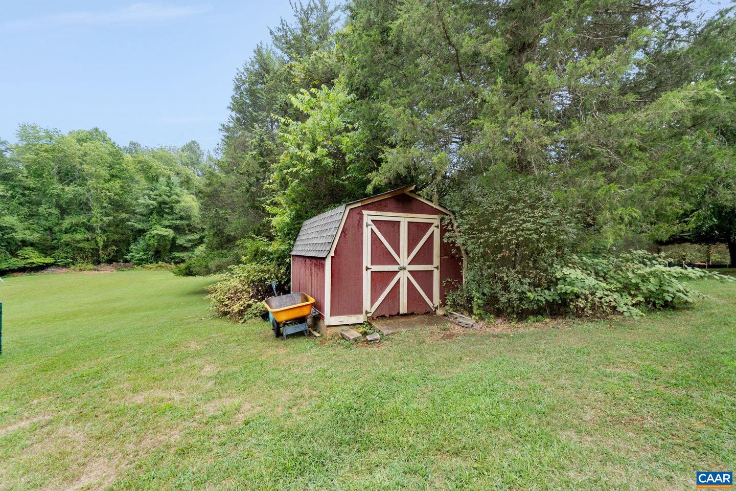 2221 POLO GROUNDS RD, CHARLOTTESVILLE, Virginia 22911, 3 Bedrooms Bedrooms, ,3 BathroomsBathrooms,Residential,For sale,2221 POLO GROUNDS RD,655369 MLS # 655369