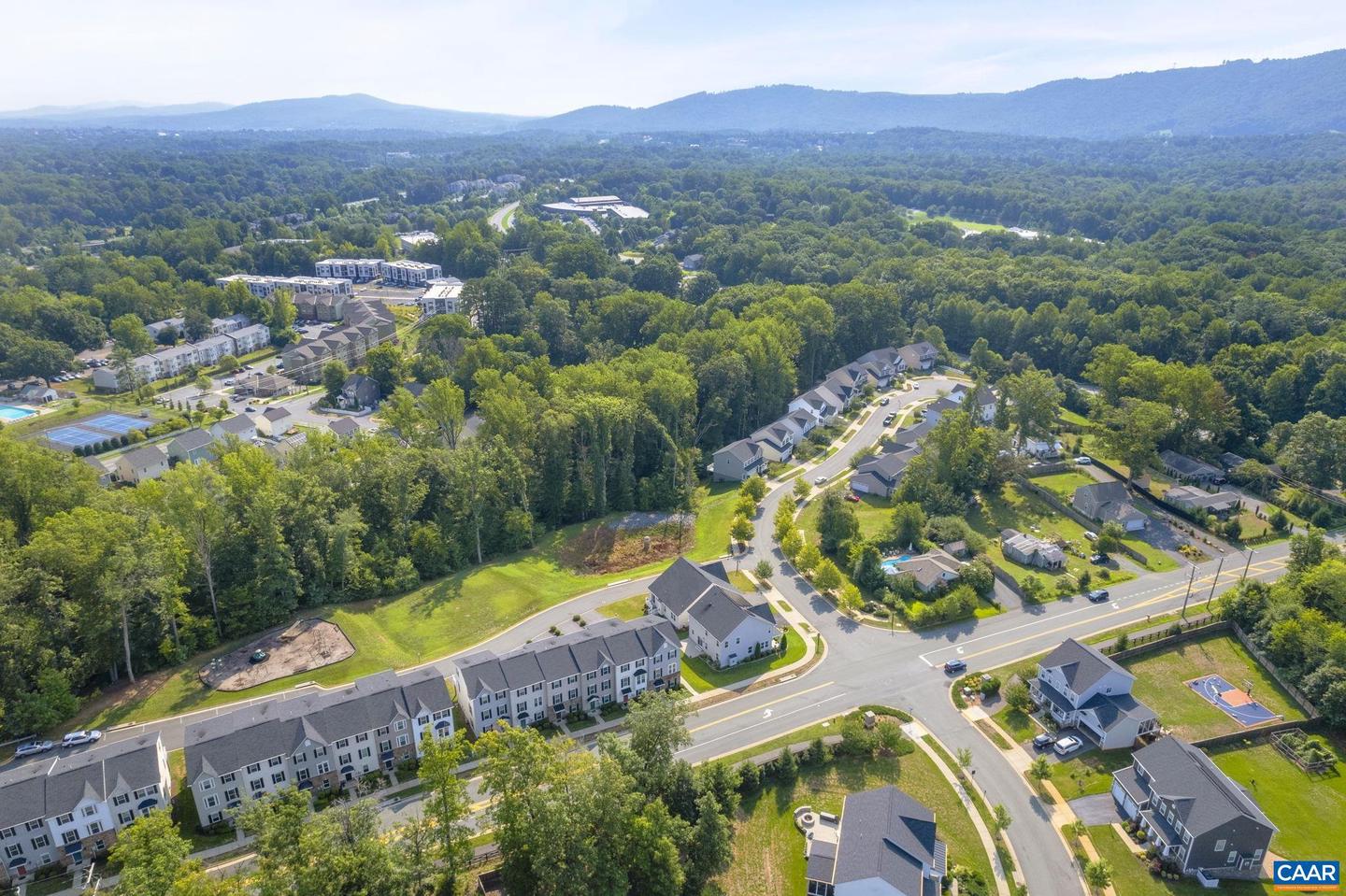 3007 SUN VALLEY DR, CHARLOTTESVILLE, Virginia 22903, 3 Bedrooms Bedrooms, ,2 BathroomsBathrooms,Residential,For sale,3007 SUN VALLEY DR,655515 MLS # 655515