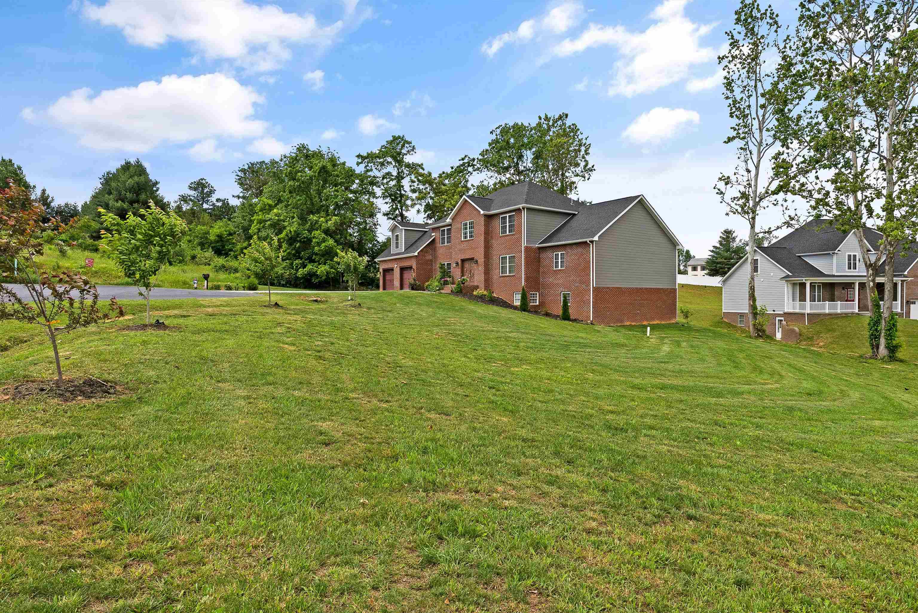 4220 TRAVELER RD, ROCKINGHAM, Virginia 22801, 7 Bedrooms Bedrooms, ,5 BathroomsBathrooms,Residential,4220 TRAVELER RD,655633 MLS # 655633