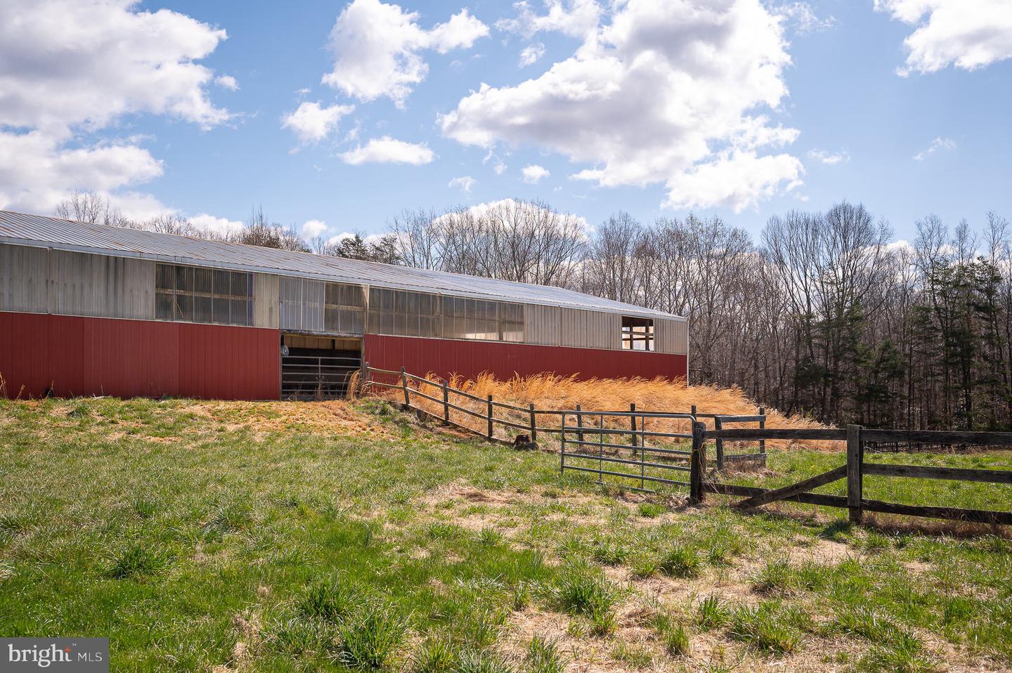 5395 COURTNEYS CORNER RD, SUMERDUCK, Virginia 22742, ,Farm,For sale,5395 COURTNEYS CORNER RD,VAFQ2013472 MLS # VAFQ2013472