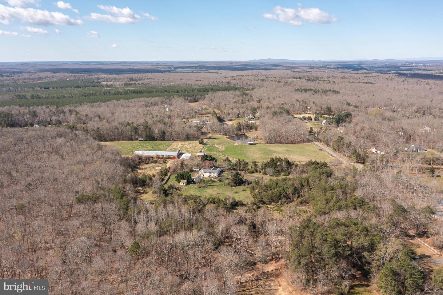 5395 COURTNEYS CORNER RD, SUMERDUCK, Virginia 22742, ,Farm,For sale,5395 COURTNEYS CORNER RD,VAFQ2013472 MLS # VAFQ2013472