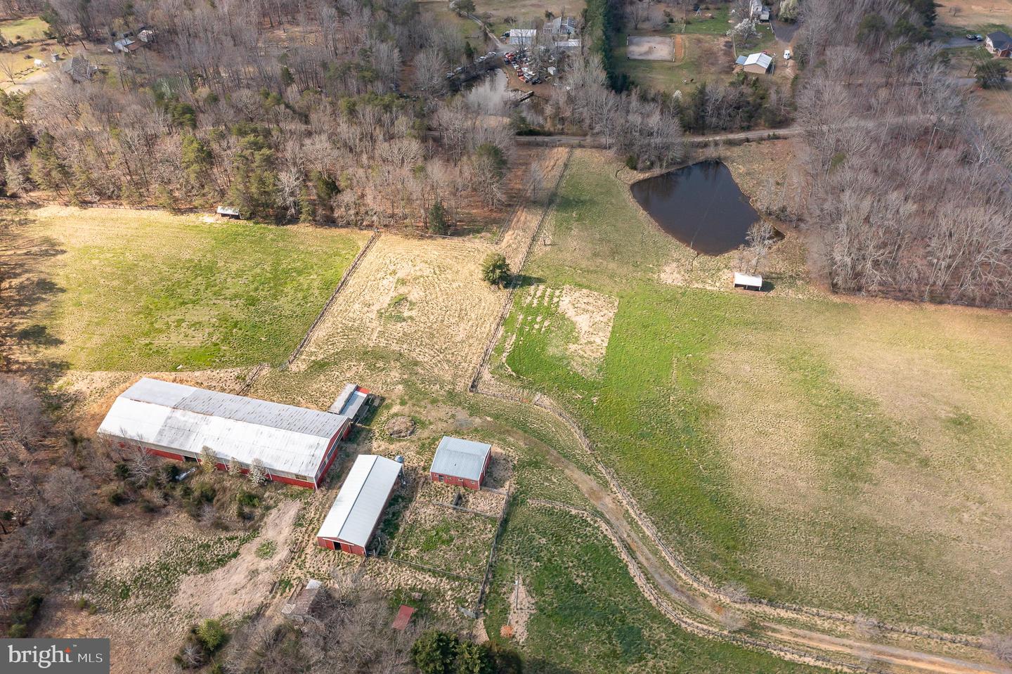 5395 COURTNEYS CORNER RD, SUMERDUCK, Virginia 22742, ,Farm,For sale,5395 COURTNEYS CORNER RD,VAFQ2013472 MLS # VAFQ2013472