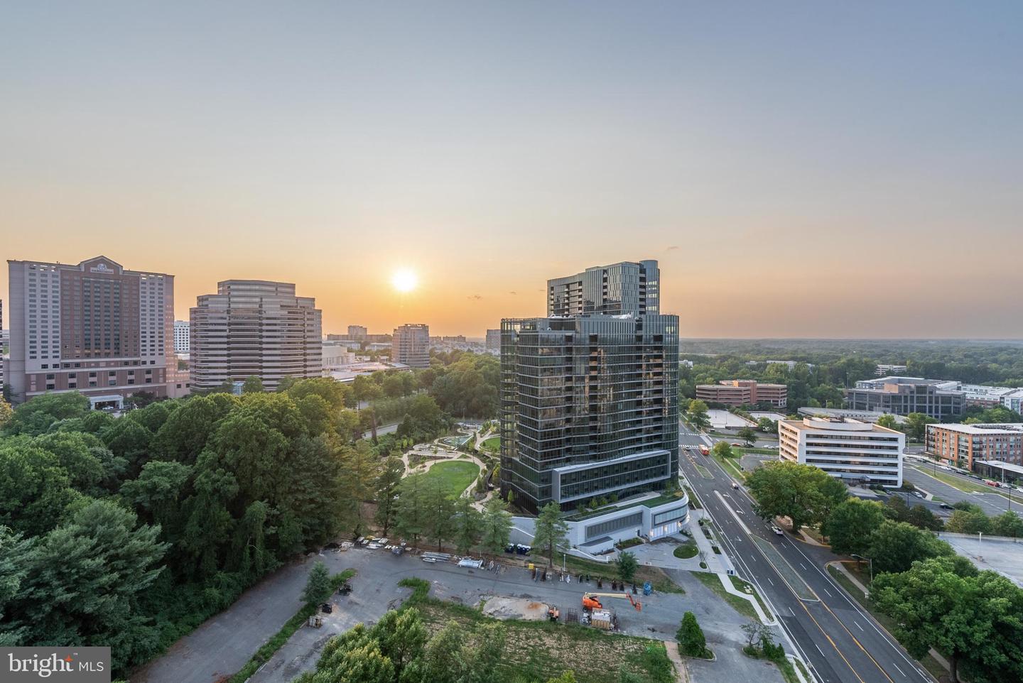 7887 JONES BRANCH DR #1703, MCLEAN, Virginia 22102, 3 Bedrooms Bedrooms, ,3 BathroomsBathrooms,Residential,For sale,7887 JONES BRANCH DR #1703,VAFX2195264 MLS # VAFX2195264