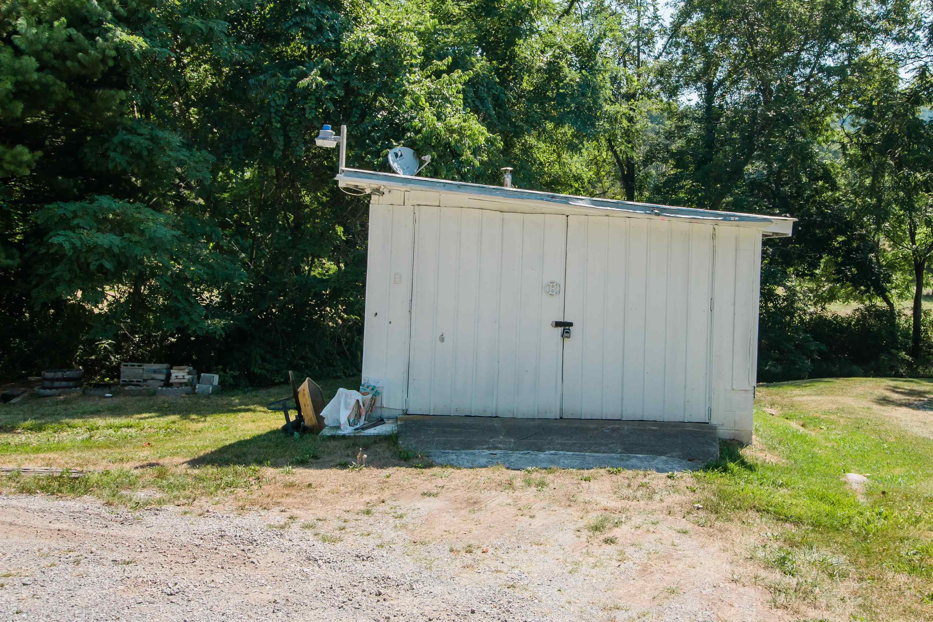 17708 RUNIONS CREEK RD, BROADWAY, Virginia 22815, 3 Bedrooms Bedrooms, ,1 BathroomBathrooms,Residential,17708 RUNIONS CREEK RD,655008 MLS # 655008