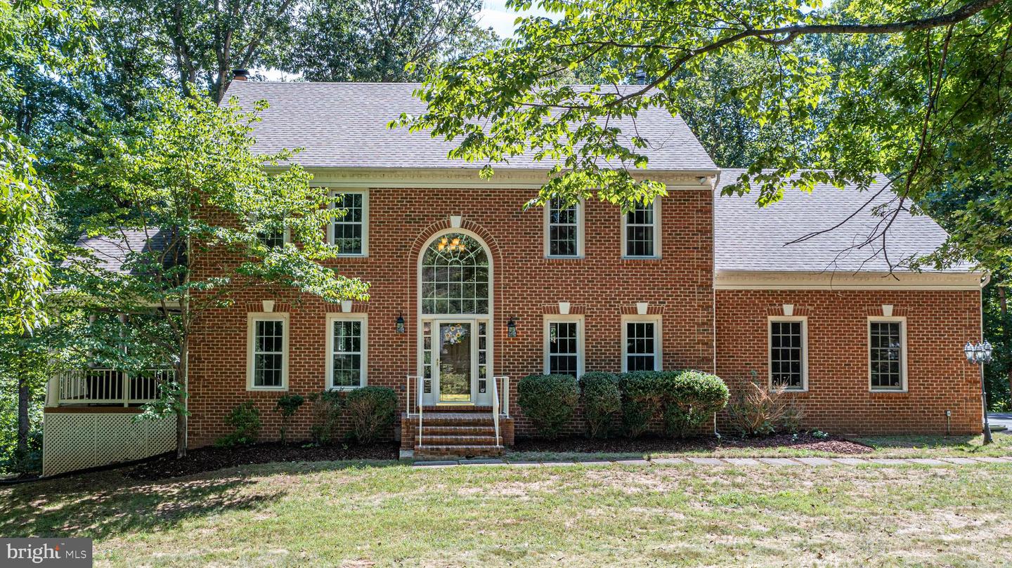 3881 CLIFTON MANOR PL, HAYMARKET, Virginia 20169, 6 Bedrooms Bedrooms, ,4 BathroomsBathrooms,Residential,For sale,3881 CLIFTON MANOR PL,VAPW2077384 MLS # VAPW2077384