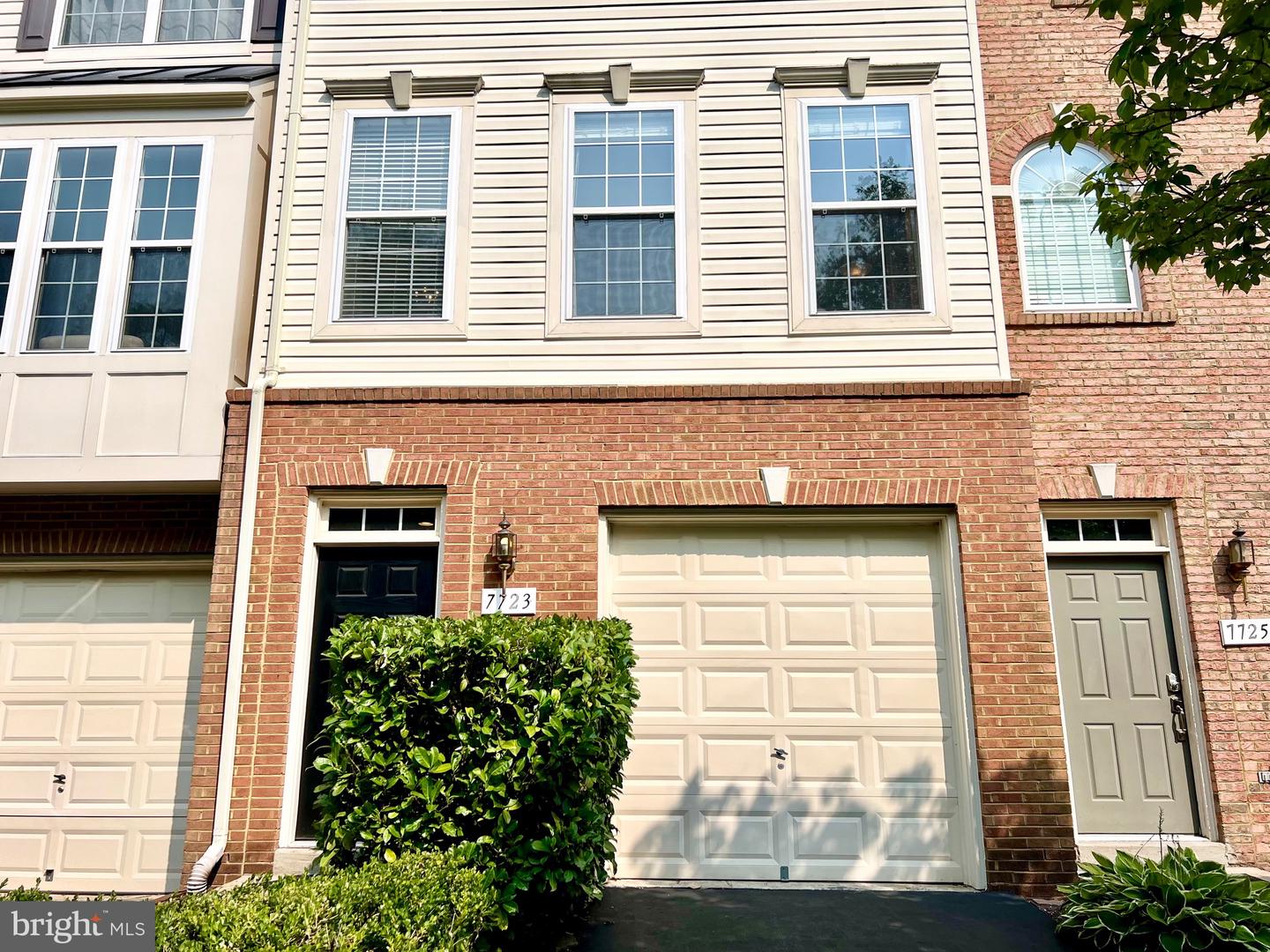 7723 WHITE HERON TRL, ALEXANDRIA, Virginia 22306, 3 Bedrooms Bedrooms, ,2 BathroomsBathrooms,Residential,For sale,7723 WHITE HERON TRL,VAFX2196226 MLS # VAFX2196226