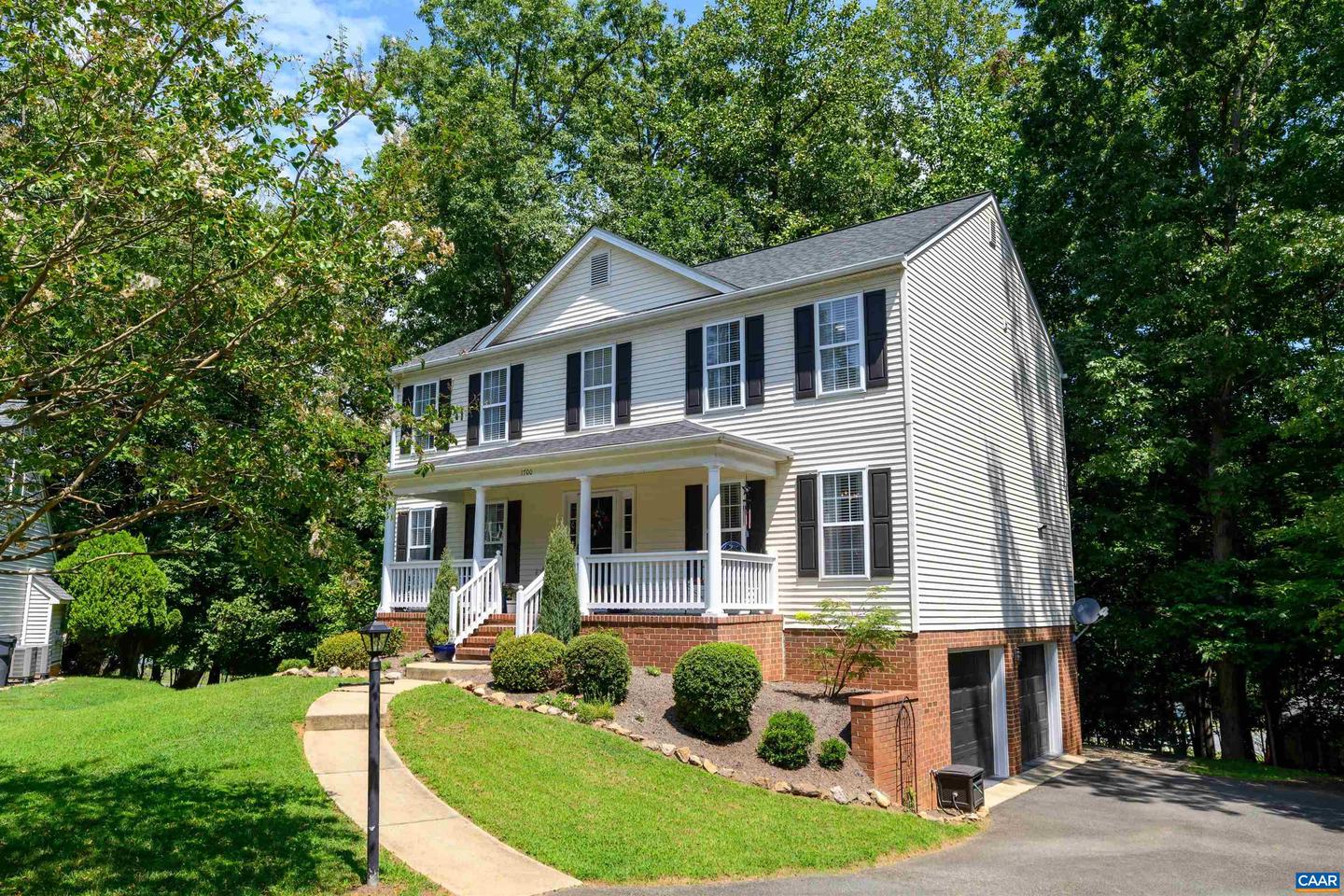 1700 EMPRESS PL, CHARLOTTESVILLE, Virginia 22911, 4 Bedrooms Bedrooms, ,2 BathroomsBathrooms,Residential,For sale,1700 EMPRESS PL,655898 MLS # 655898