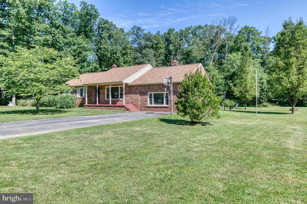 21429 THOMS RD, ELKWOOD, Virginia 22718, 3 Bedrooms Bedrooms, ,2 BathroomsBathrooms,Residential,21429 THOMS RD,VACU2008074 MLS # VACU2008074