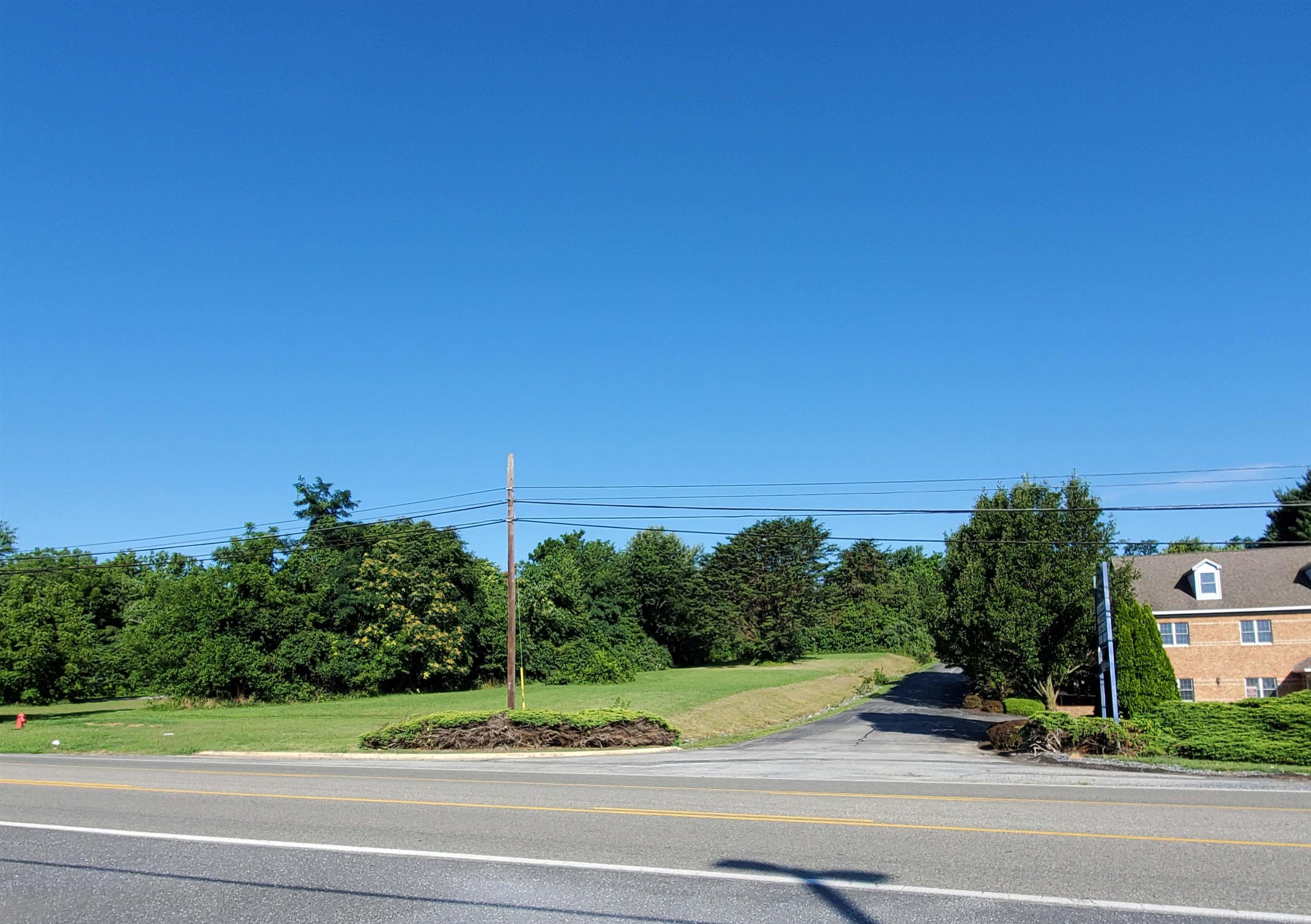 Lot B-1 LEE JACKSON HWY, STAUNTON, Virginia 24401, ,Commercial,Lot B-1 LEE JACKSON HWY,644835 MLS # 644835