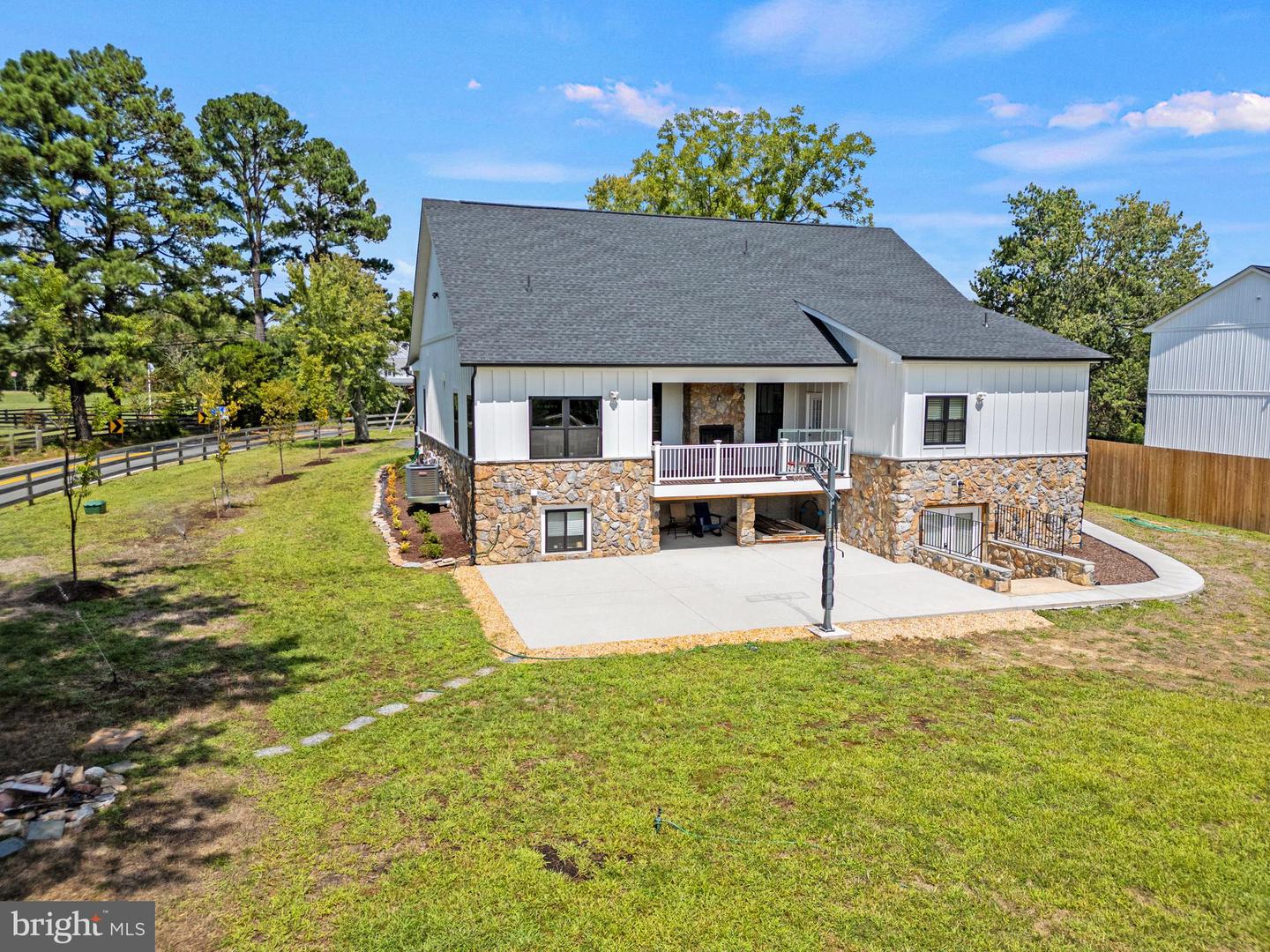 14957 GLENKIRK RD, NOKESVILLE, Virginia 20181, 4 Bedrooms Bedrooms, ,4 BathroomsBathrooms,Residential,For sale,14957 GLENKIRK RD,VAPW2077234 MLS # VAPW2077234