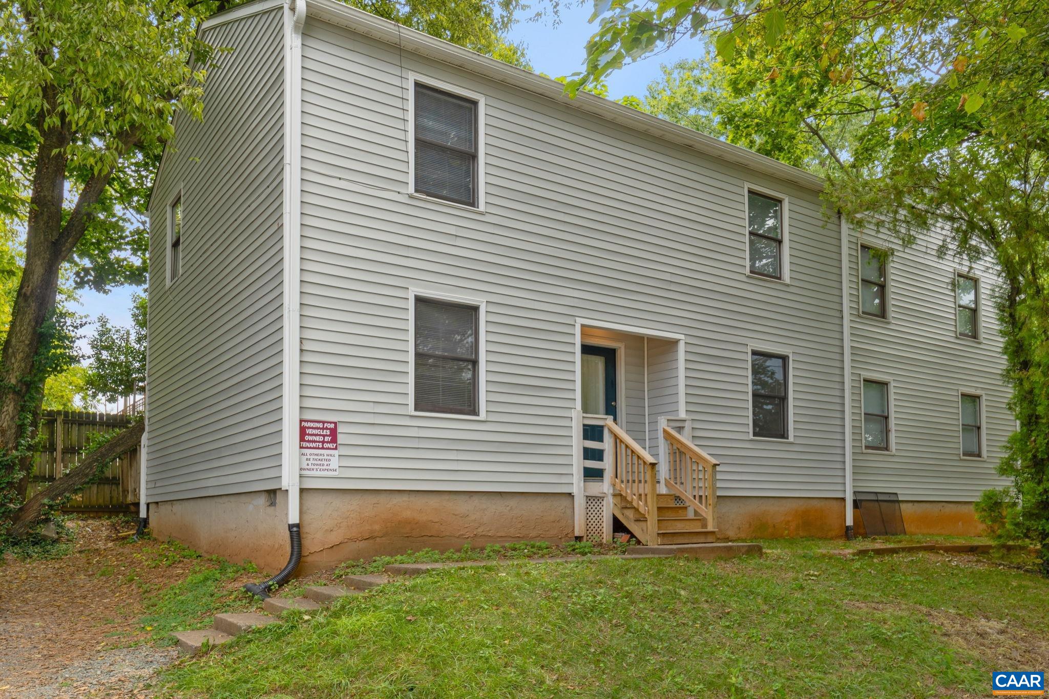 Duplex Unit-B facing 10th St SW