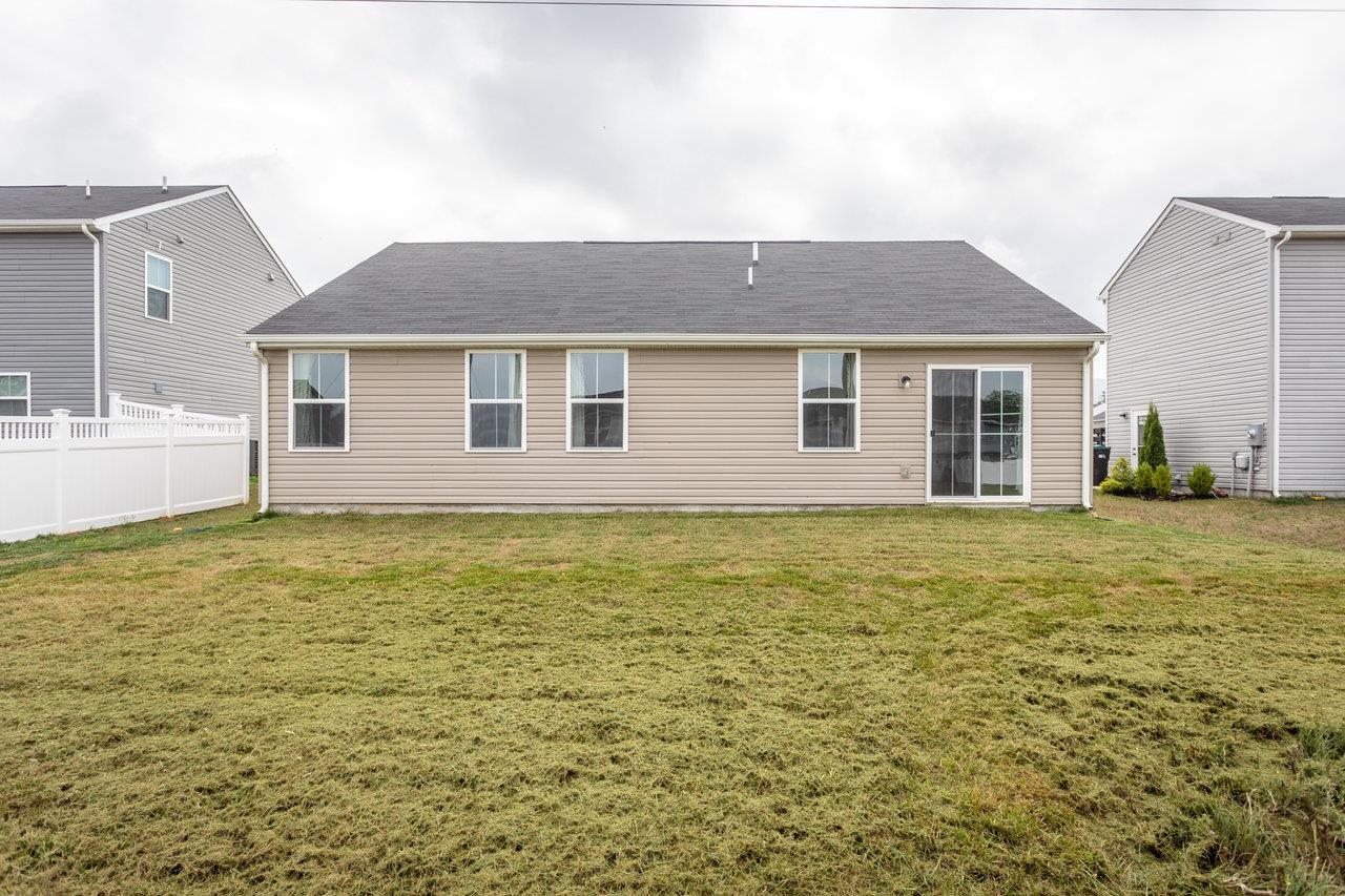 921 MACON AVE, GROTTOES, Virginia 24441, 3 Bedrooms Bedrooms, ,2 BathroomsBathrooms,Residential,921 MACON AVE,655407 MLS # 655407