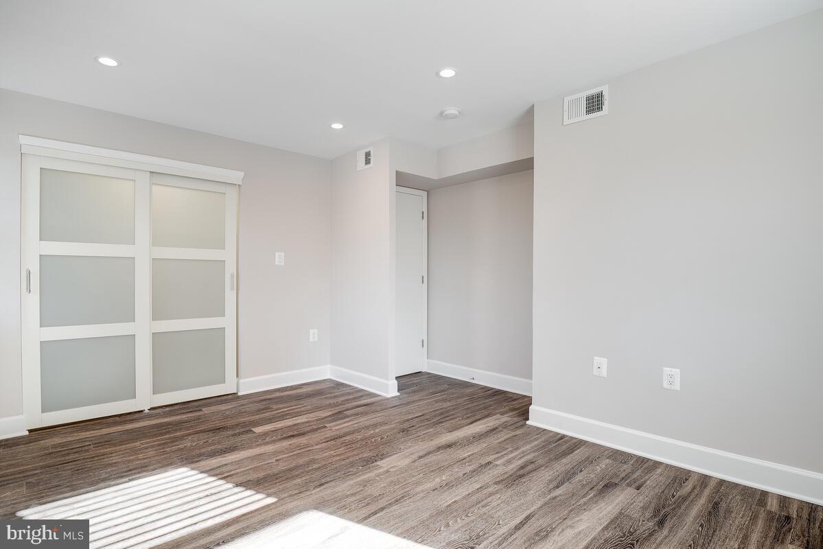 2647 BIRNEY PL SE #201, WASHINGTON, District Of Columbia 20020, 2 Bedrooms Bedrooms, 7 Rooms Rooms,2 BathroomsBathrooms,Residential,For sale,2647 BIRNEY PL SE #201,DCDC2060186 MLS # DCDC2060186