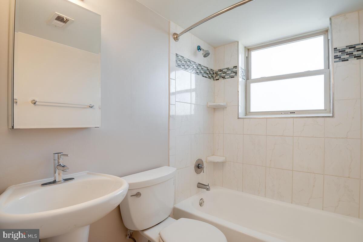 2647 BIRNEY PL SE #201, WASHINGTON, District Of Columbia 20020, 2 Bedrooms Bedrooms, 7 Rooms Rooms,2 BathroomsBathrooms,Residential,For sale,2647 BIRNEY PL SE #201,DCDC2060186 MLS # DCDC2060186