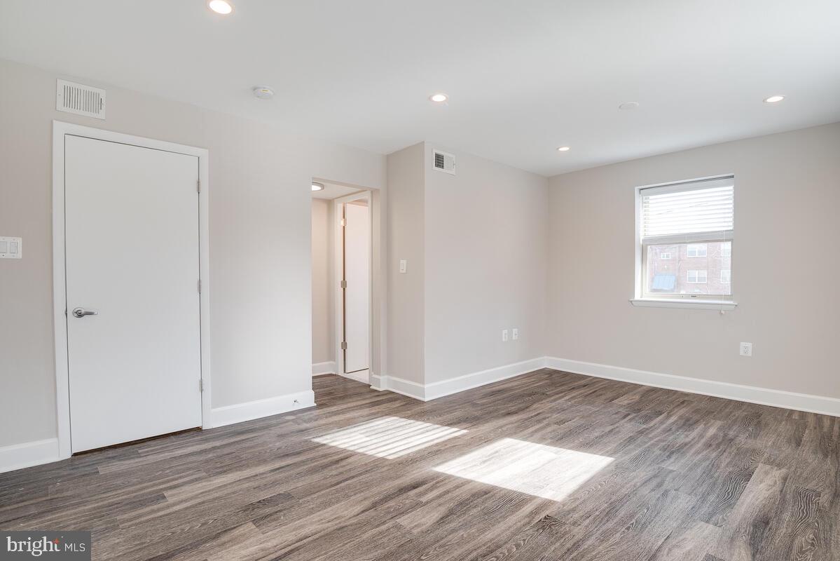 2647 BIRNEY PL SE #201, WASHINGTON, District Of Columbia 20020, 2 Bedrooms Bedrooms, 7 Rooms Rooms,2 BathroomsBathrooms,Residential,For sale,2647 BIRNEY PL SE #201,DCDC2060186 MLS # DCDC2060186