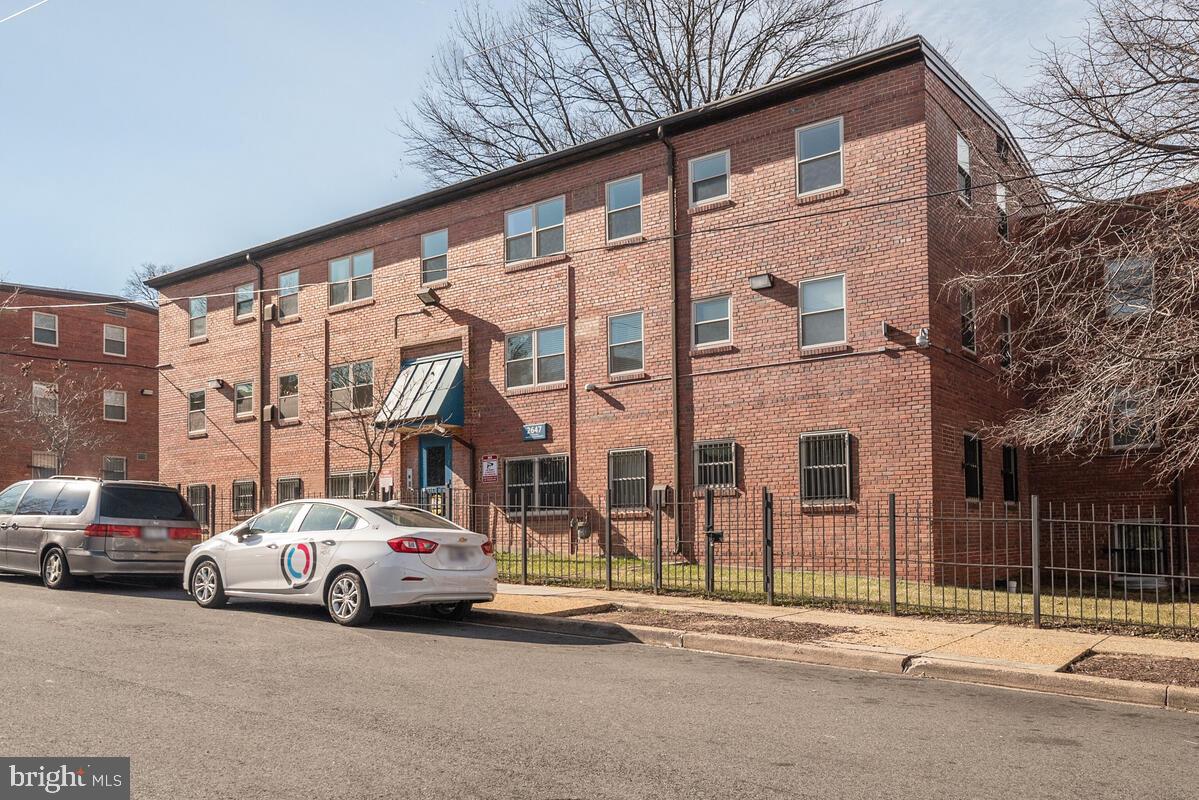 2647 BIRNEY PL SE #201, WASHINGTON, District Of Columbia 20020, 2 Bedrooms Bedrooms, 7 Rooms Rooms,2 BathroomsBathrooms,Residential,For sale,2647 BIRNEY PL SE #201,DCDC2060186 MLS # DCDC2060186