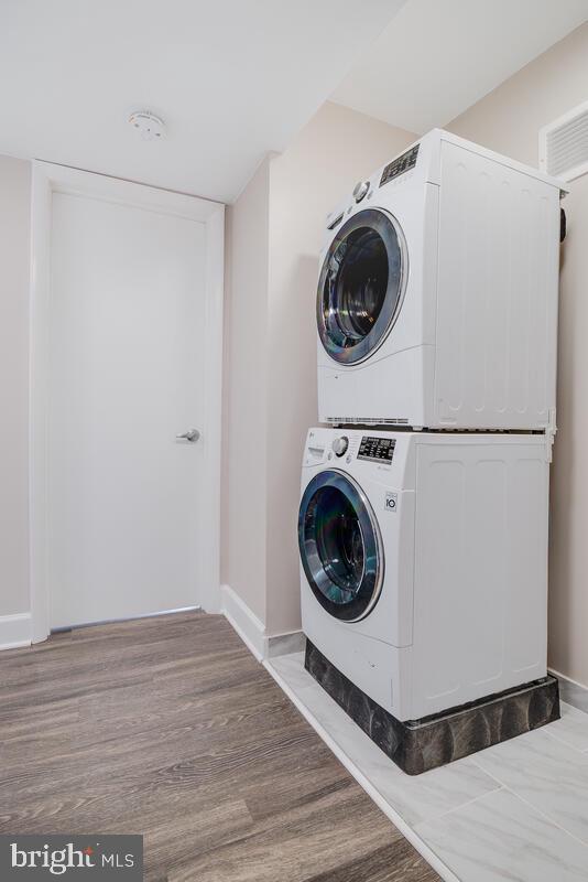 2647 BIRNEY PL SE #201, WASHINGTON, District Of Columbia 20020, 2 Bedrooms Bedrooms, 7 Rooms Rooms,2 BathroomsBathrooms,Residential,For sale,2647 BIRNEY PL SE #201,DCDC2060186 MLS # DCDC2060186