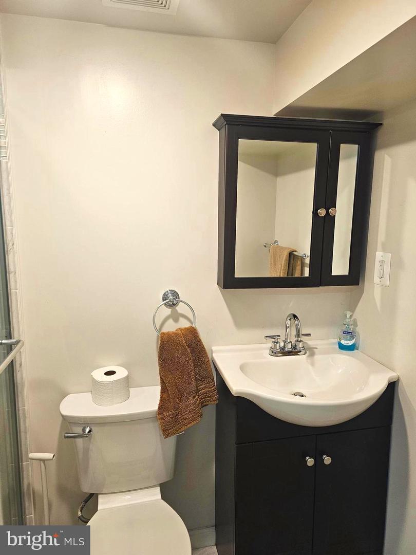 1480 BANGOR ST SE, WASHINGTON, District Of Columbia 20020, 4 Bedrooms Bedrooms, ,2 BathroomsBathrooms,Residential,For sale,1480 BANGOR ST SE,DCDC2093110 MLS # DCDC2093110
