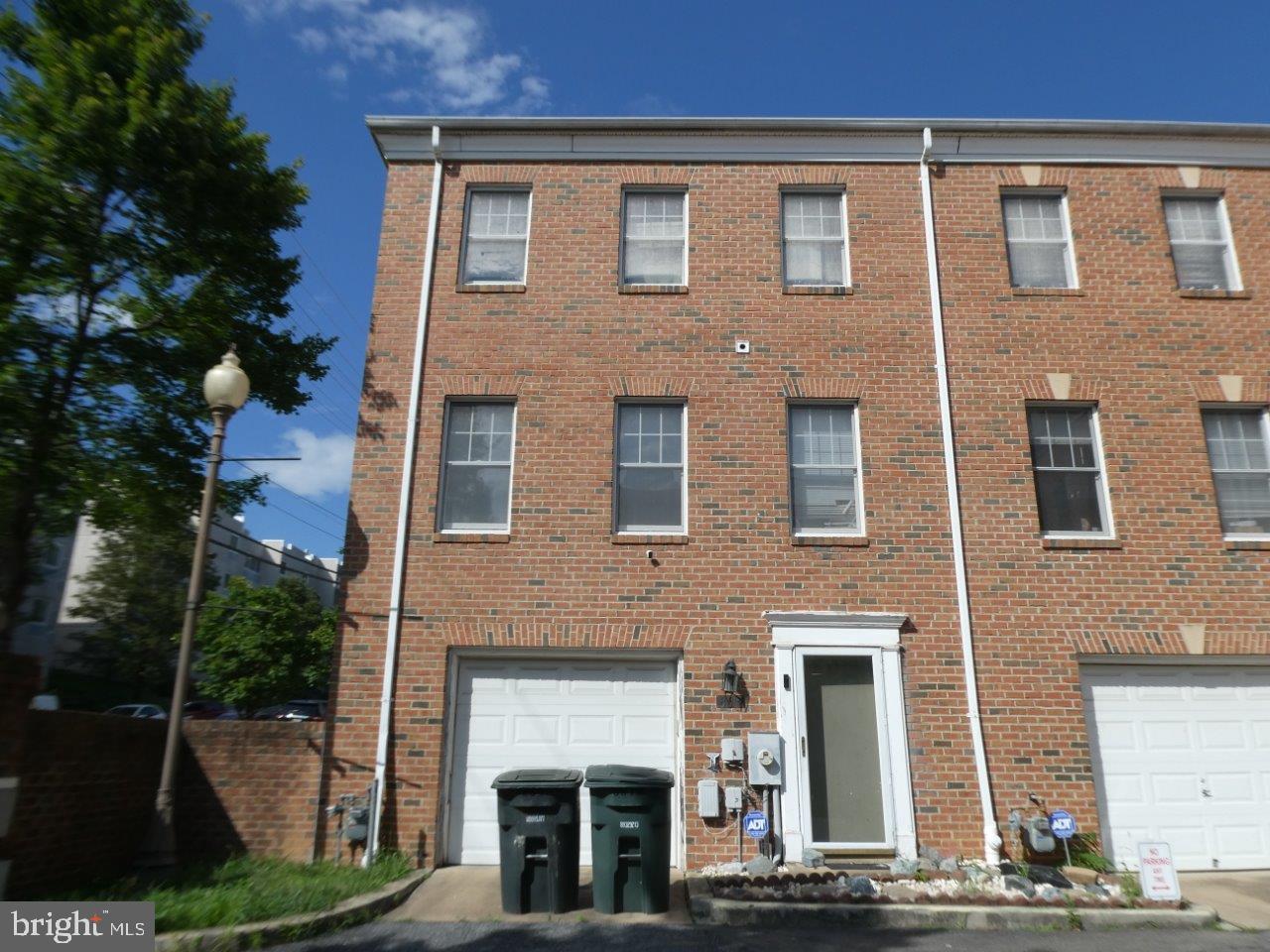 883 BARNABY ST SE, WASHINGTON, District Of Columbia 20032, 4 Bedrooms Bedrooms, ,2 BathroomsBathrooms,Residential,For sale,883 BARNABY ST SE,DCDC2111744 MLS # DCDC2111744
