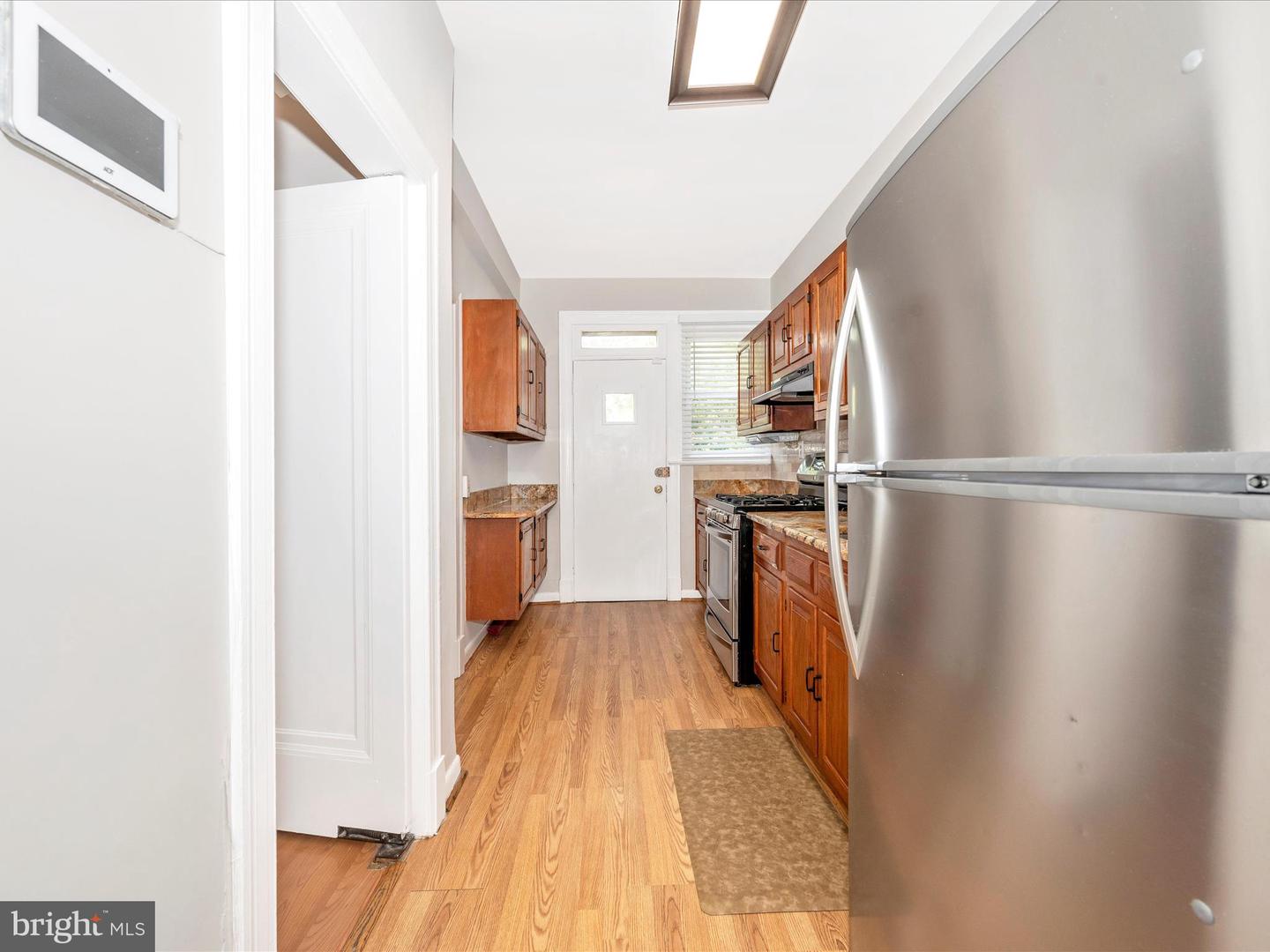 5520 KANSAS AVE NW, WASHINGTON, District Of Columbia 20011, 3 Bedrooms Bedrooms, 11 Rooms Rooms,2 BathroomsBathrooms,Residential,For sale,5520 KANSAS AVE NW,DCDC2118434 MLS # DCDC2118434