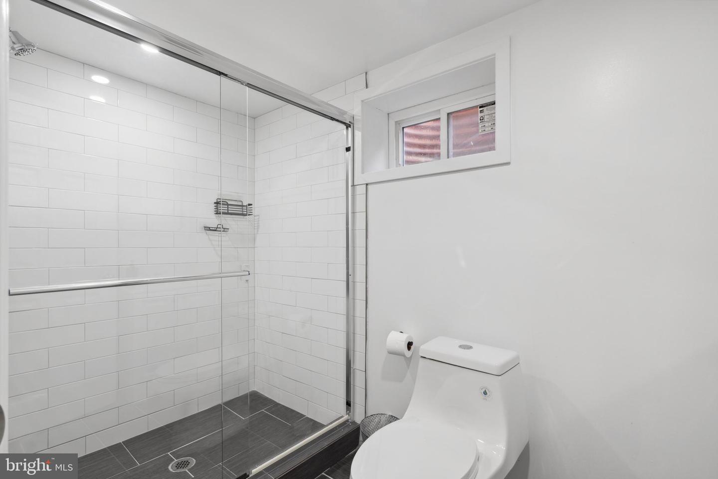 4402 2ND ST NE, WASHINGTON, District Of Columbia 20011, 3 Bedrooms Bedrooms, ,3 BathroomsBathrooms,Residential,For sale,4402 2ND ST NE,DCDC2128916 MLS # DCDC2128916