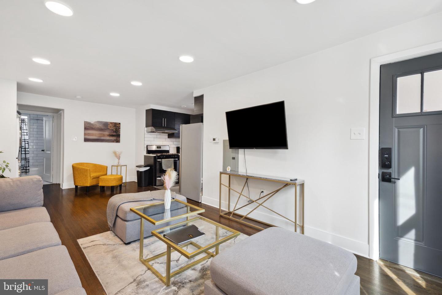 4402 2ND ST NE, WASHINGTON, District Of Columbia 20011, 3 Bedrooms Bedrooms, ,3 BathroomsBathrooms,Residential,For sale,4402 2ND ST NE,DCDC2128916 MLS # DCDC2128916