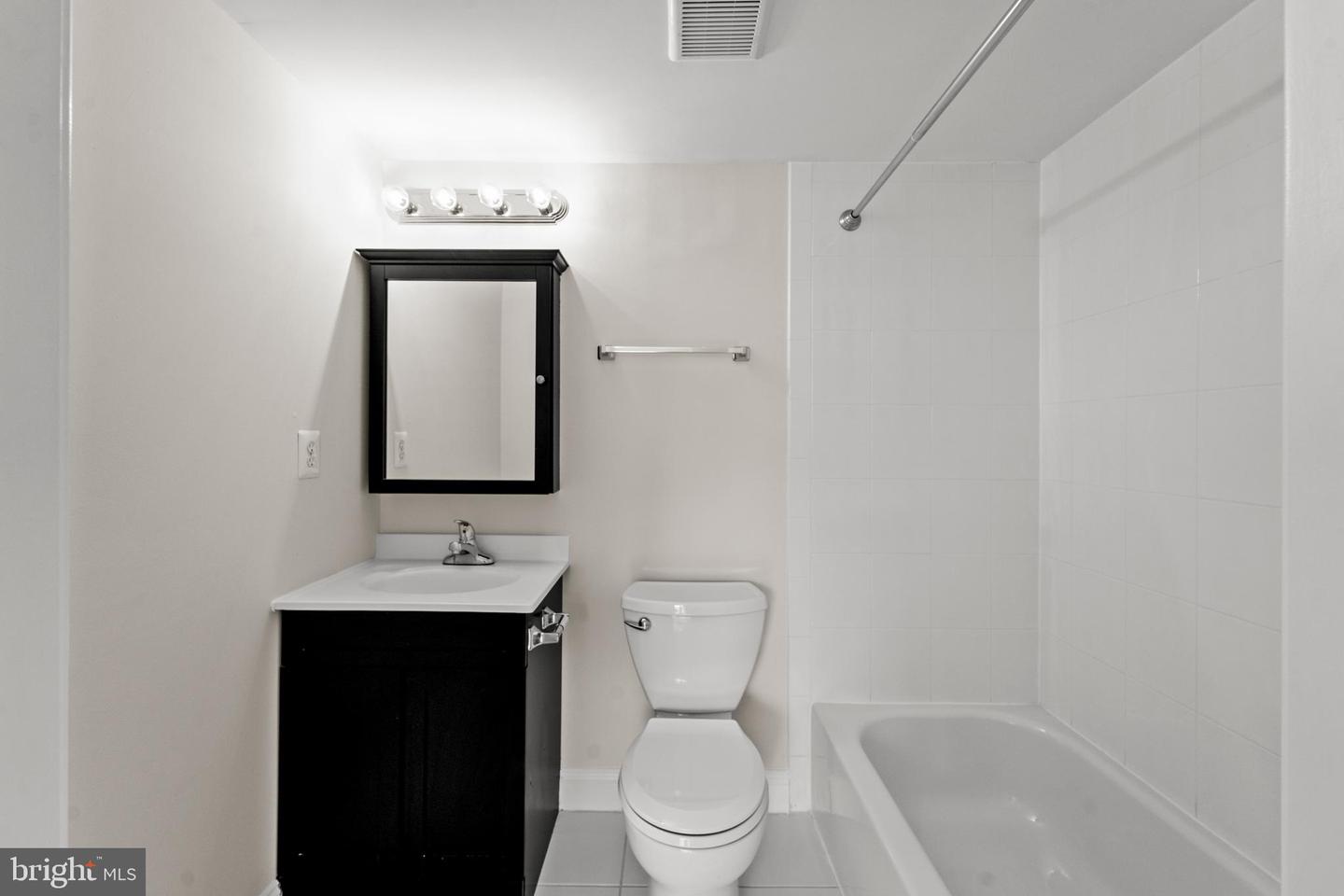 911 KENNEDY ST NW #12, WASHINGTON, District Of Columbia 20011, 2 Bedrooms Bedrooms, ,2 BathroomsBathrooms,Residential,For sale,911 KENNEDY ST NW #12,DCDC2130230 MLS # DCDC2130230