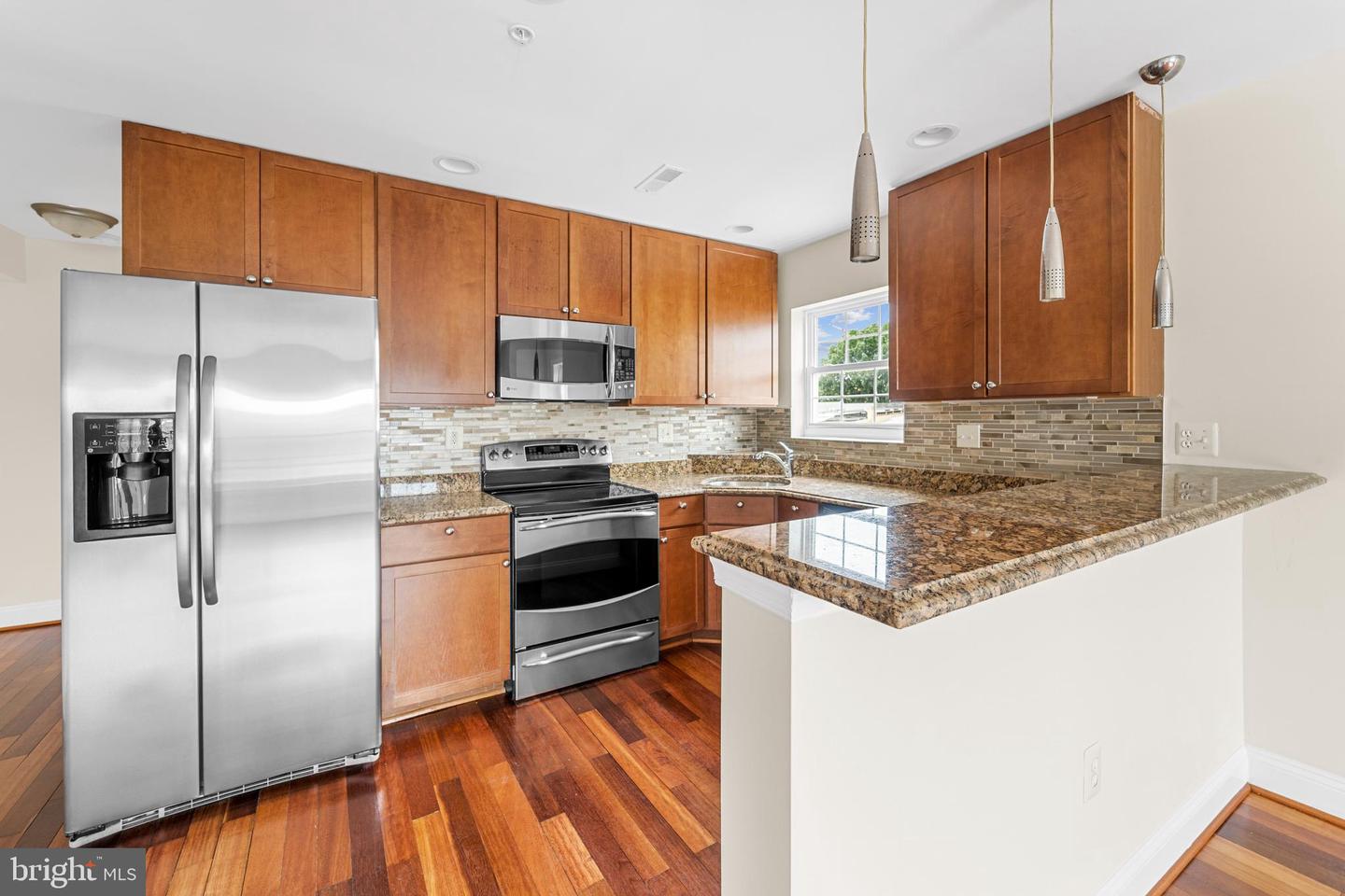 911 KENNEDY ST NW #12, WASHINGTON, District Of Columbia 20011, 2 Bedrooms Bedrooms, ,2 BathroomsBathrooms,Residential,For sale,911 KENNEDY ST NW #12,DCDC2130230 MLS # DCDC2130230