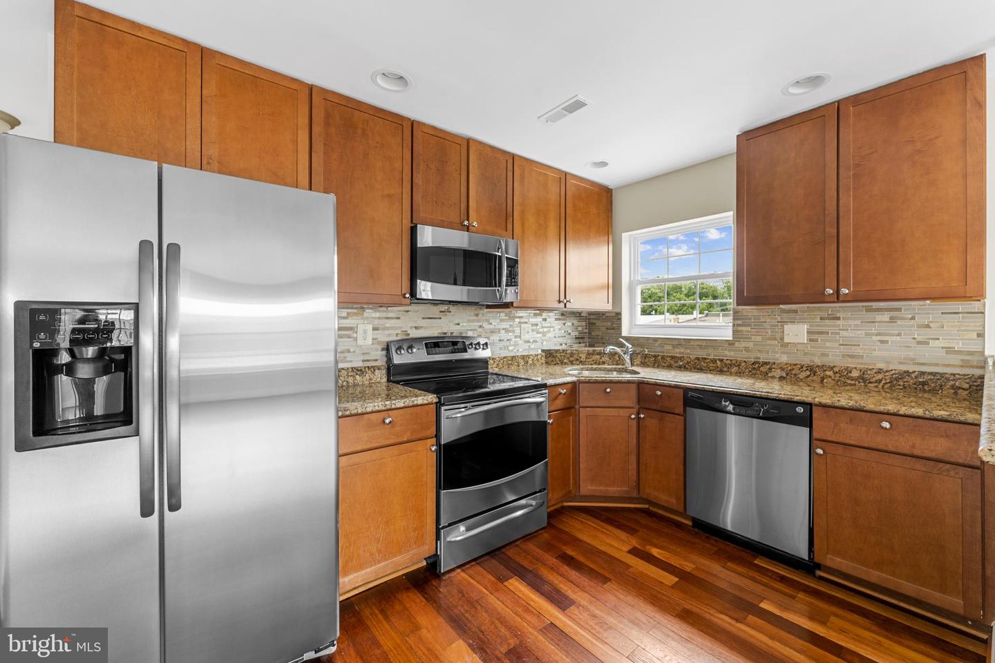 911 KENNEDY ST NW #12, WASHINGTON, District Of Columbia 20011, 2 Bedrooms Bedrooms, ,2 BathroomsBathrooms,Residential,For sale,911 KENNEDY ST NW #12,DCDC2130230 MLS # DCDC2130230