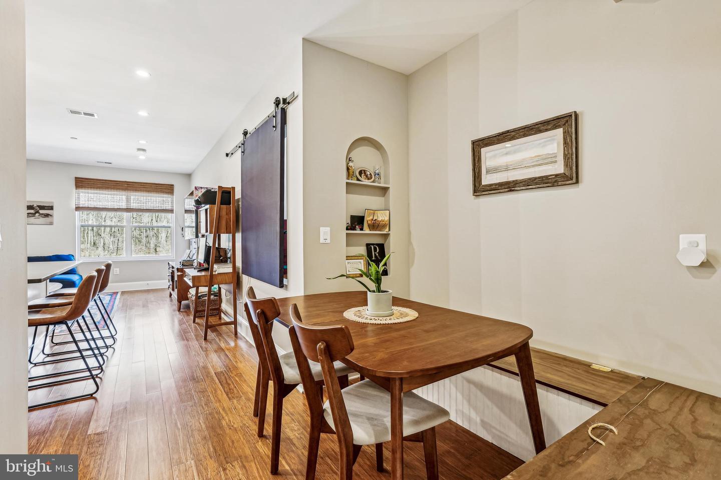 2221 M ST NE #302, WASHINGTON, District Of Columbia 20002, 2 Bedrooms Bedrooms, ,2 BathroomsBathrooms,Residential,For sale,2221 M ST NE #302,DCDC2133586 MLS # DCDC2133586