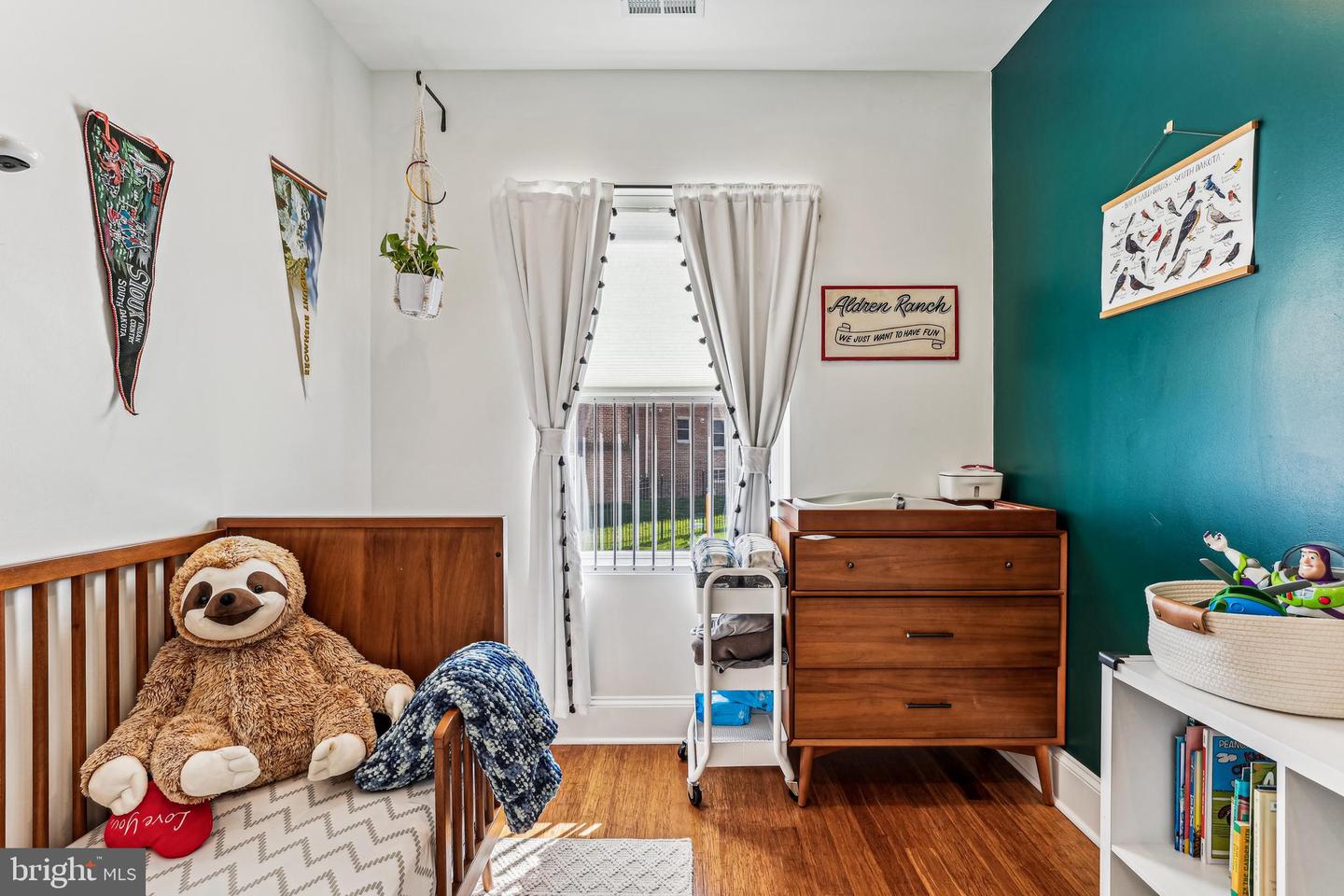 2221 M ST NE #302, WASHINGTON, District Of Columbia 20002, 2 Bedrooms Bedrooms, ,2 BathroomsBathrooms,Residential,For sale,2221 M ST NE #302,DCDC2133586 MLS # DCDC2133586