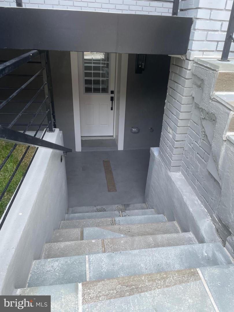1302 RANDOLPH ST NW, WASHINGTON, District Of Columbia 20011, 4 Bedrooms Bedrooms, ,3 BathroomsBathrooms,Residential,For sale,1302 RANDOLPH ST NW,DCDC2133924 MLS # DCDC2133924