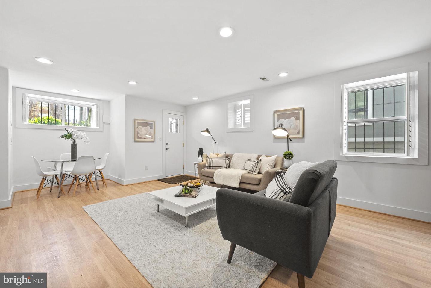 77 U ST NW #2, WASHINGTON, District Of Columbia 20001, 2 Bedrooms Bedrooms, ,1 BathroomBathrooms,Residential,For sale,77 U ST NW #2,DCDC2136088 MLS # DCDC2136088